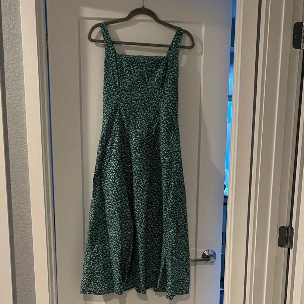 Abercrombie & Fitch Mila Green Floral Midi Dress